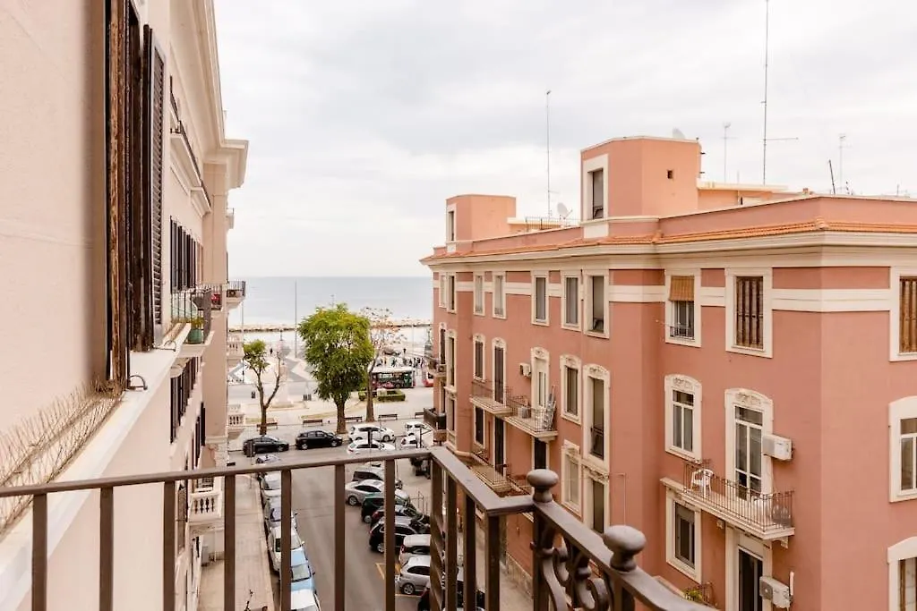 Casa Jole, Appartamento In Centro Бари Италия